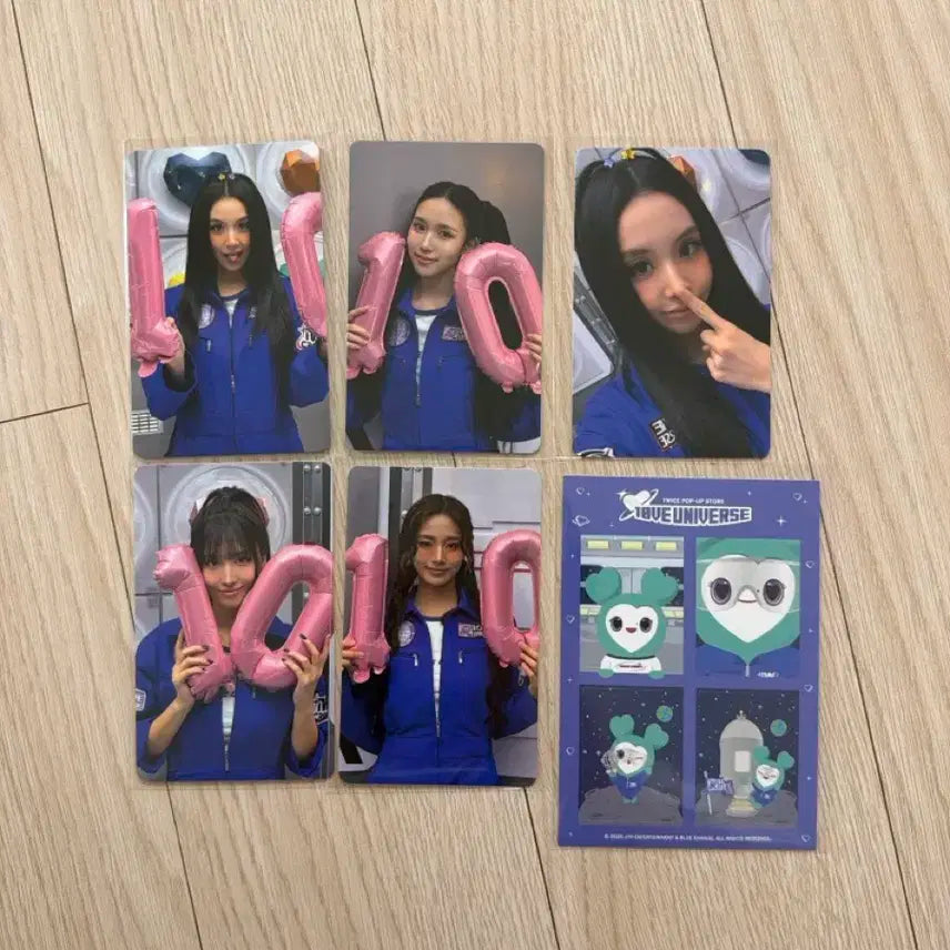 트와이스 10주년 팝업 모모 미나 채영 쯔위 특전포카 일괄