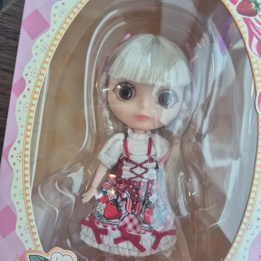 [무료배송]팝마트 브라이스 딸기 브라이스 스트로베리드레스