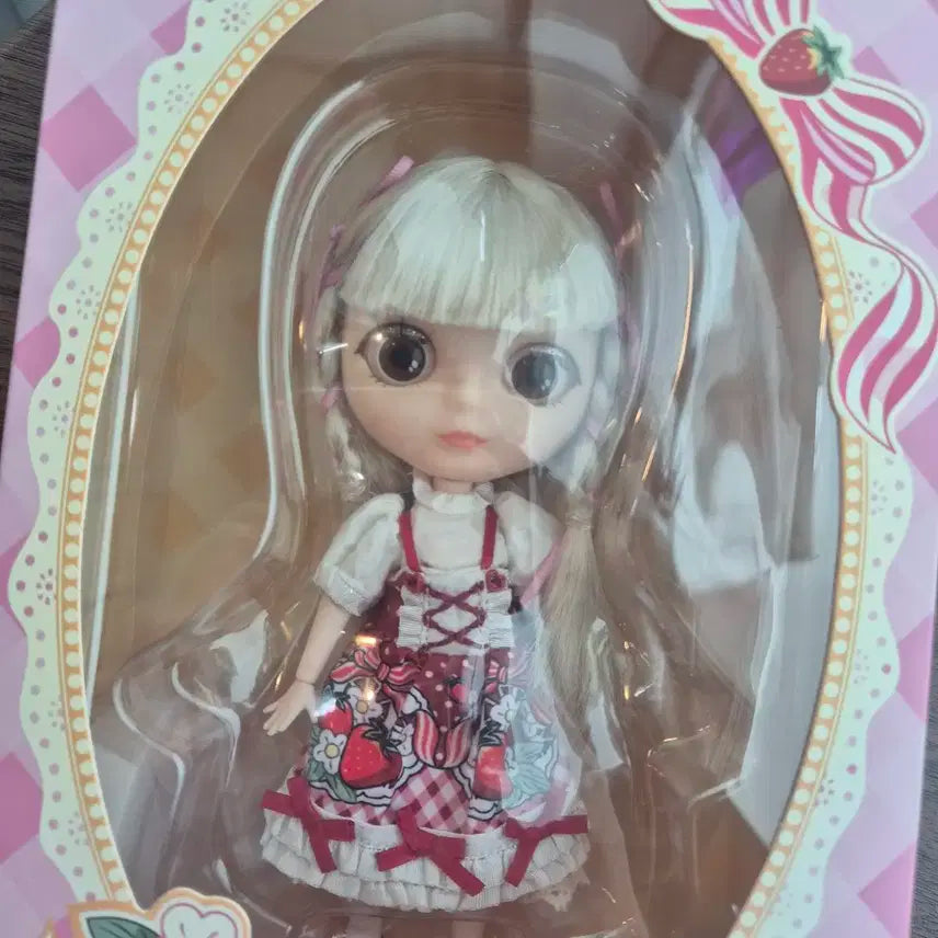 [무료배송]팝마트 브라이스 딸기 브라이스 스트로베리드레스