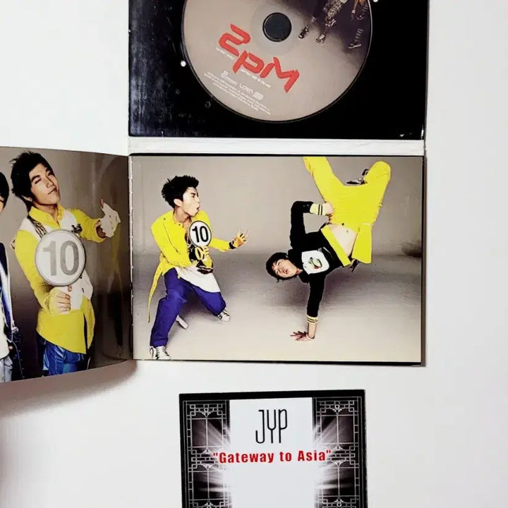 [친필싸인반] 2PM 데뷔앨범 : 1st 싱글앨범  2008 JYP