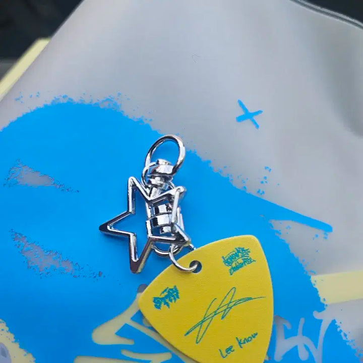 스트레이키즈 스키즈 10/19 막콘 스테이존 풀셋 양도 기타피크 리노