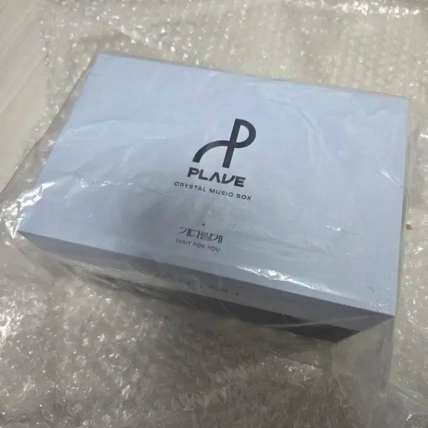 플레이브 오르골 2주년 팝업 기다릴게