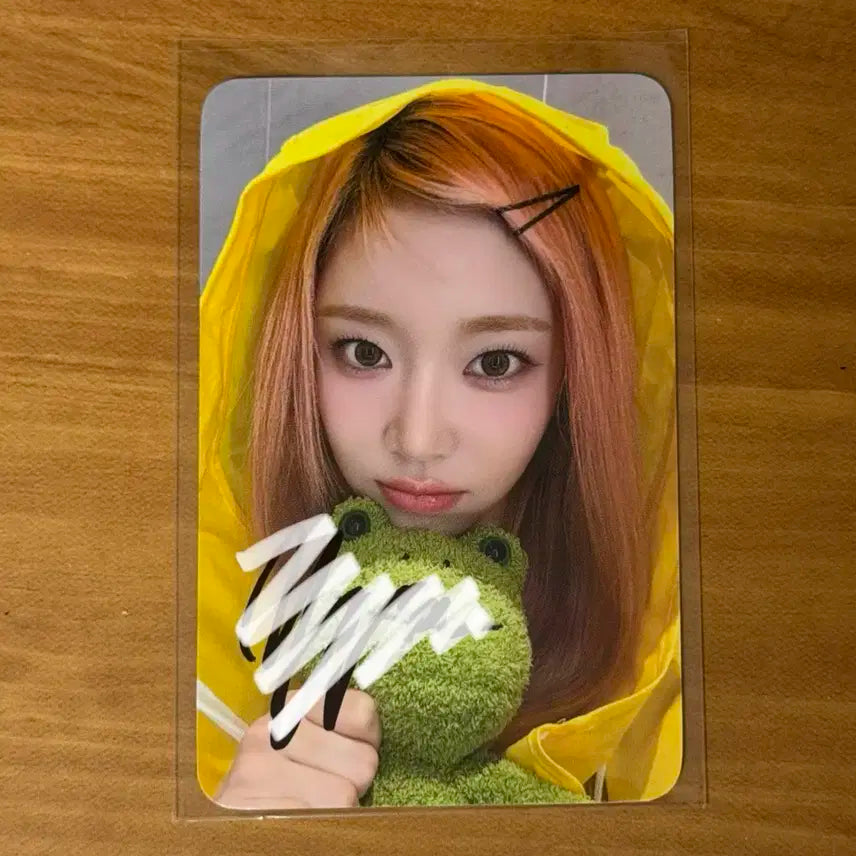 스테이씨 수민 싸인 포카 싸포