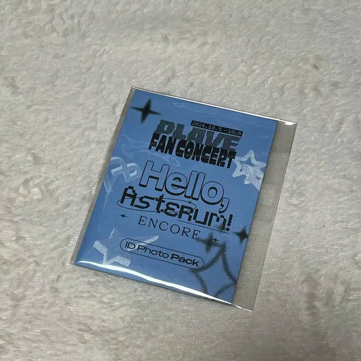 플레이브 팬콘 흰제복 증명사진