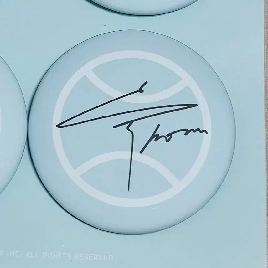 비투비 육성재 2020시그 싸인 뱃지 핀버튼 판매