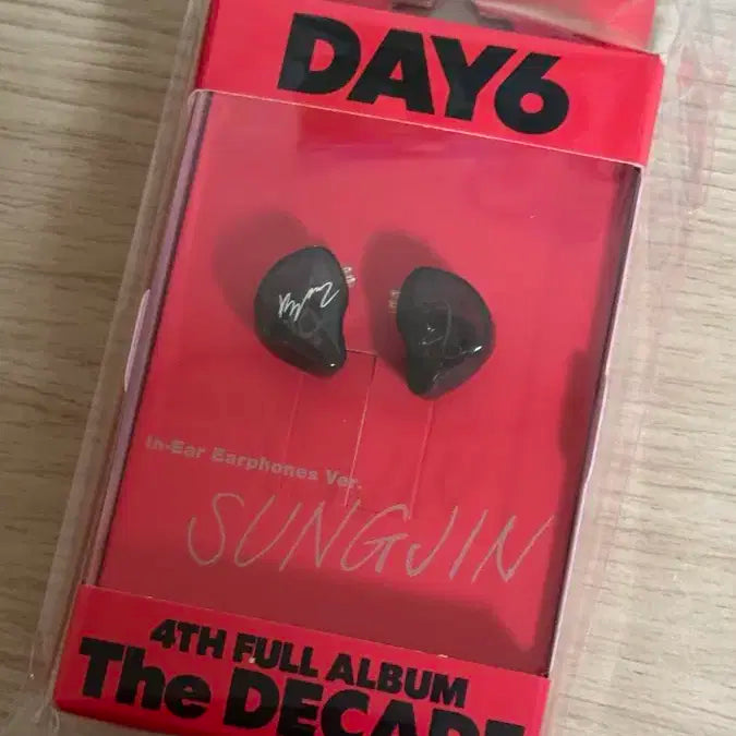 데이식스 The DECADE 이어폰반 인이어 성진