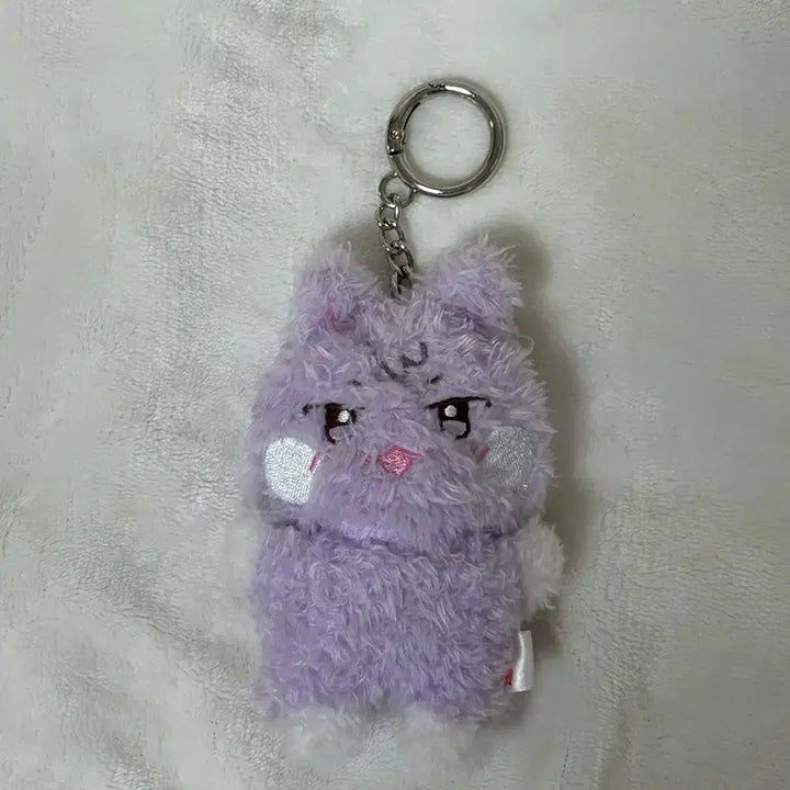 애니티즈 미니키링 산덕이