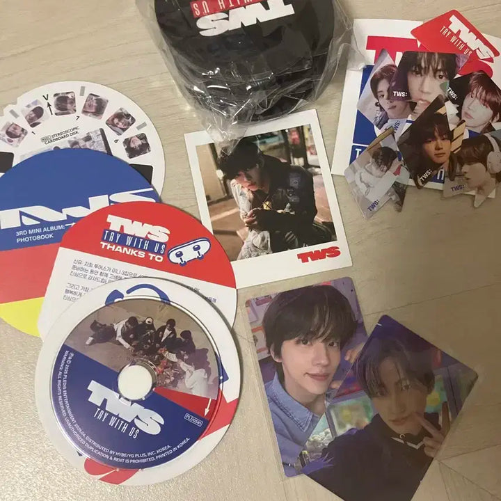 TWS 투어스 3rd Mini Album TRY WITH US 개봉앨범