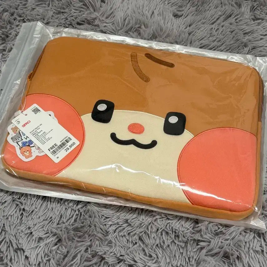 스파오 비니니 제로니 노트북 파우치 제로베이스원 제베원 성한빈