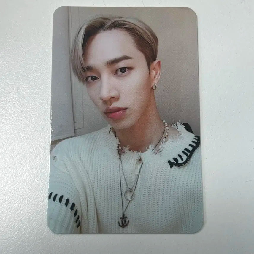 하이라이트 이기광 더 블루잉 DMC뮤직 포카