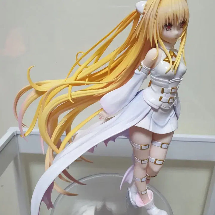 투러브트러블 금빛어둠 야미 화이트 트랜스 피규어