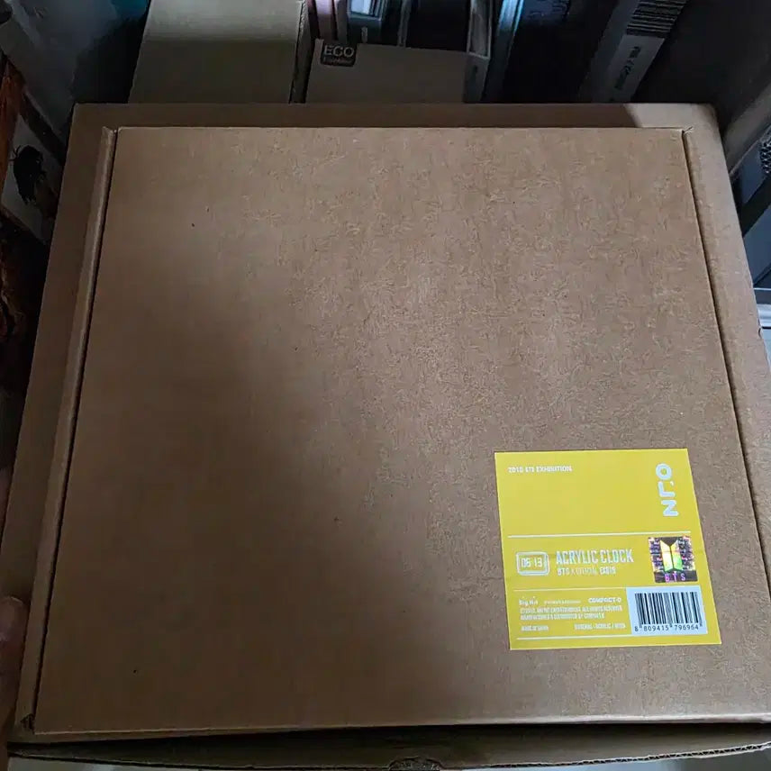 방탄소년단 BTS 2018년 전시회 오늘 시계 굿즈