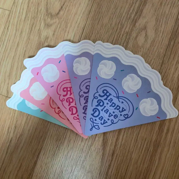 플레이브 2주년 생일 카드