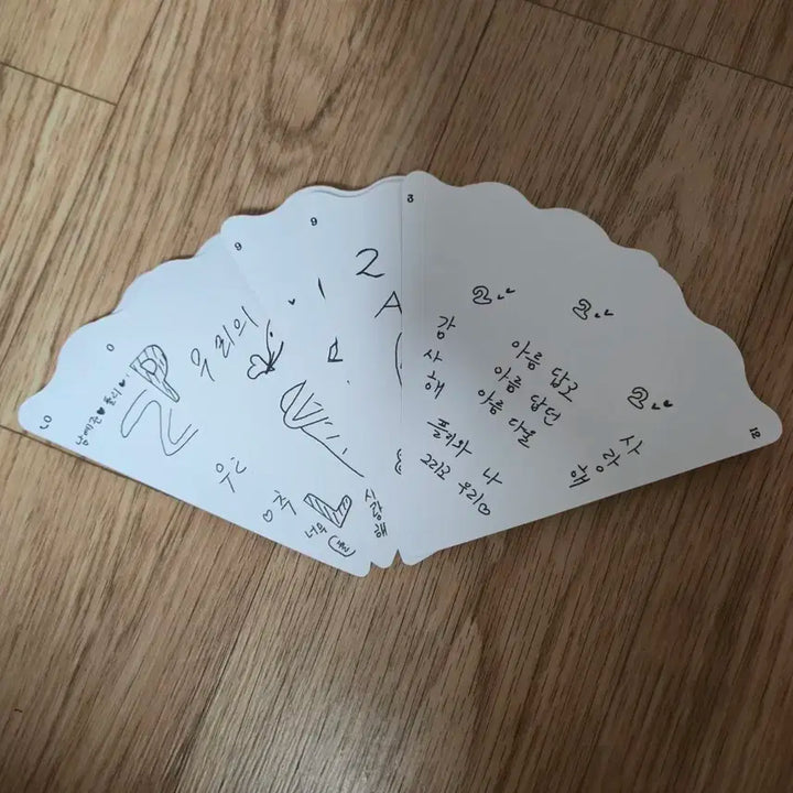 플레이브 2주년 생일 카드