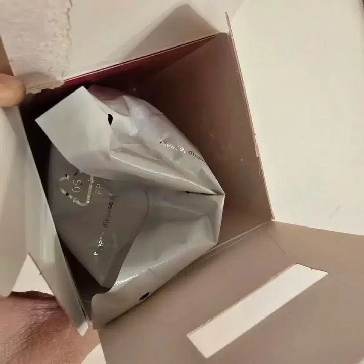 팝마트 정품 라부부 스페이스 피규어 - 엉덩이가 매력적