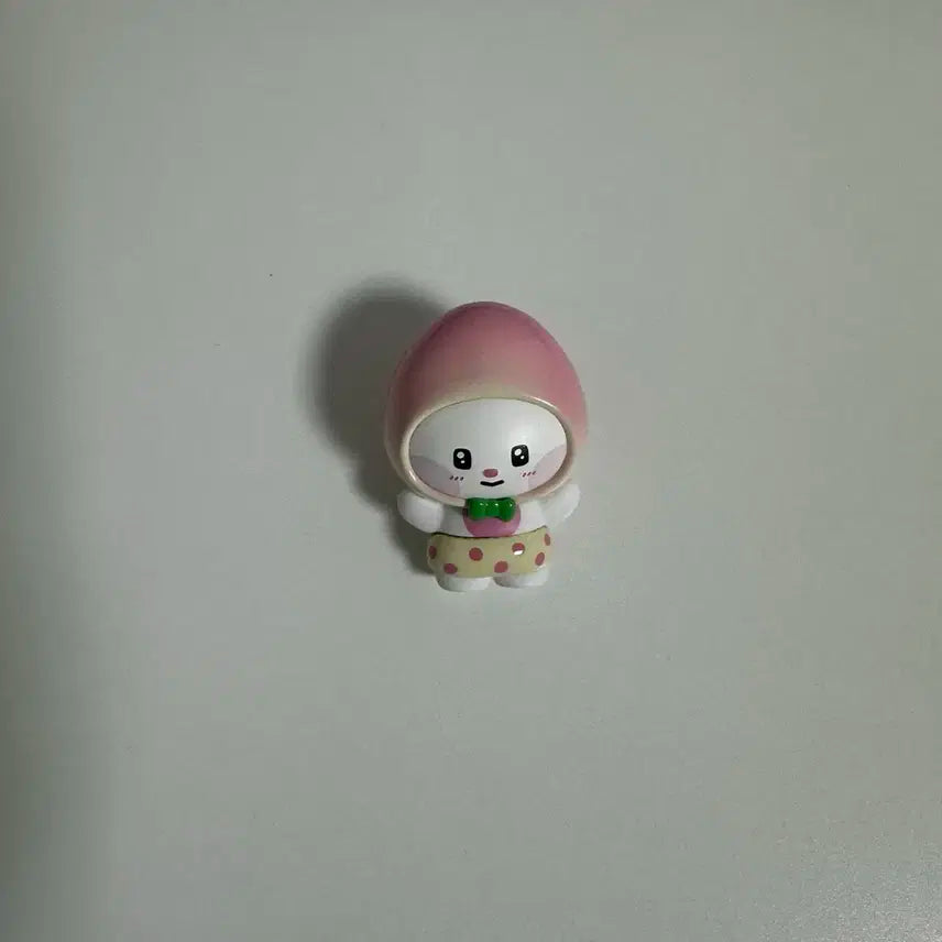 제로베이스원 제베원 제로니 한유진 유니니 복숭아 피규어 양도