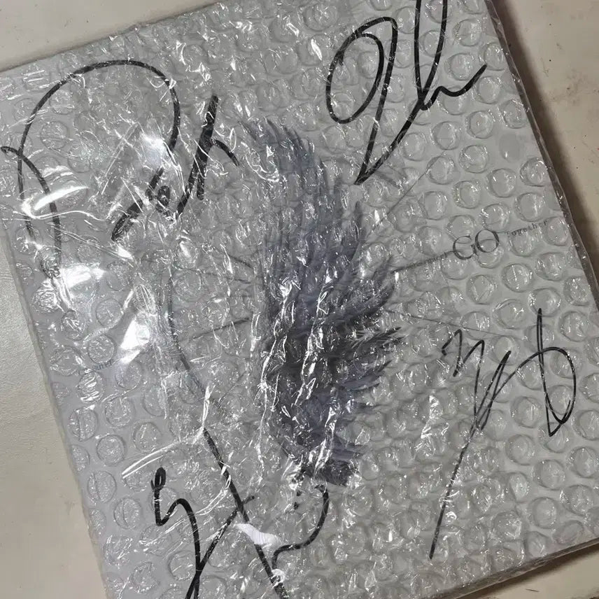 CIX(씨아이엑스) 8집 미니 앨범 [니가 궁금해] 싸인 미개봉 앨범