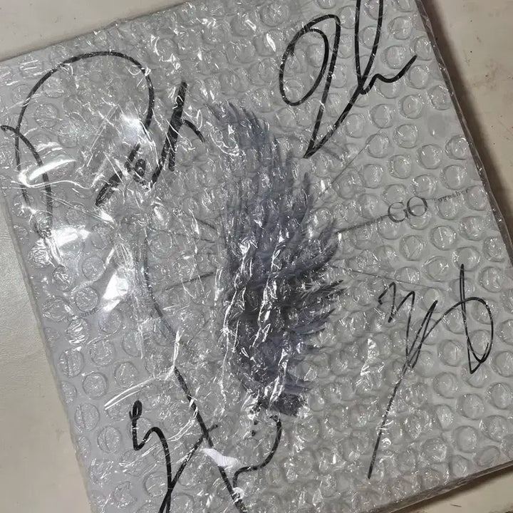 CIX(씨아이엑스) 8집 미니 앨범 [니가 궁금해] 싸인 미개봉 앨범