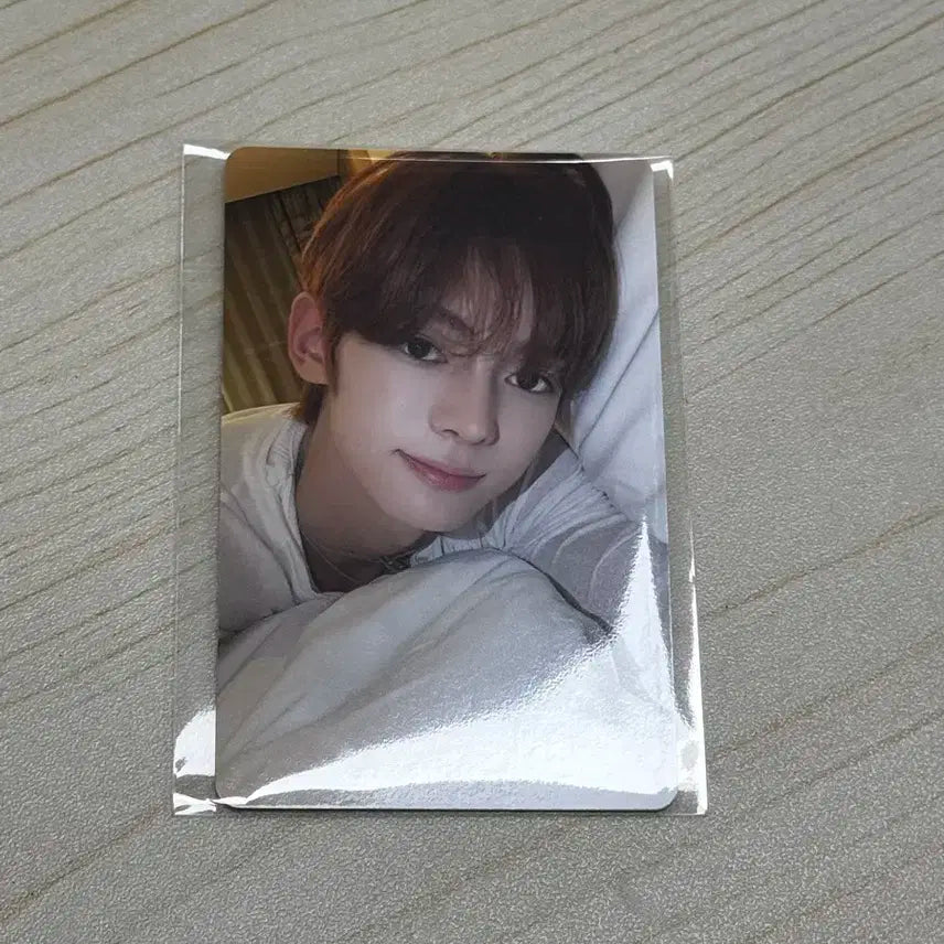 투어스 한진 컴백 쇼케이스 라이브 포카 침대포카(미개봉 앨범포함)