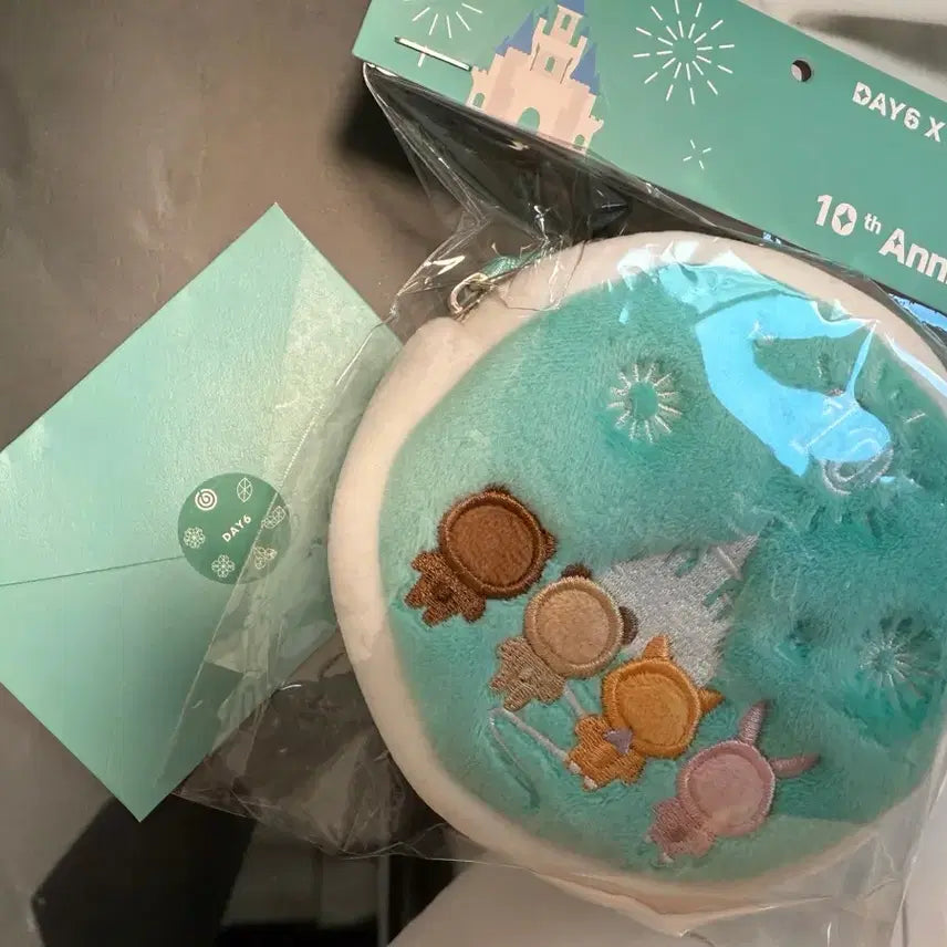 DAY6 데이식스 롯데호텔 10주년 파우치+포토카드 미개봉