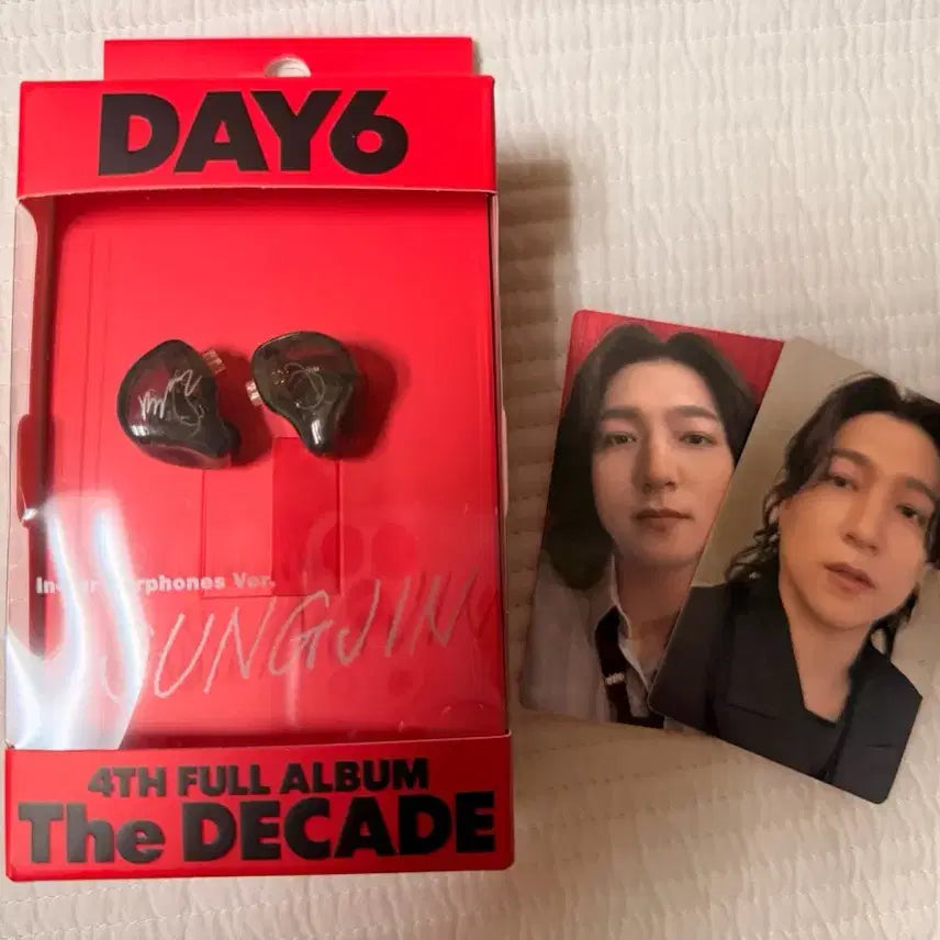 The DECADE 데이식스 성진 이어폰반 인이어 포토카드 포함