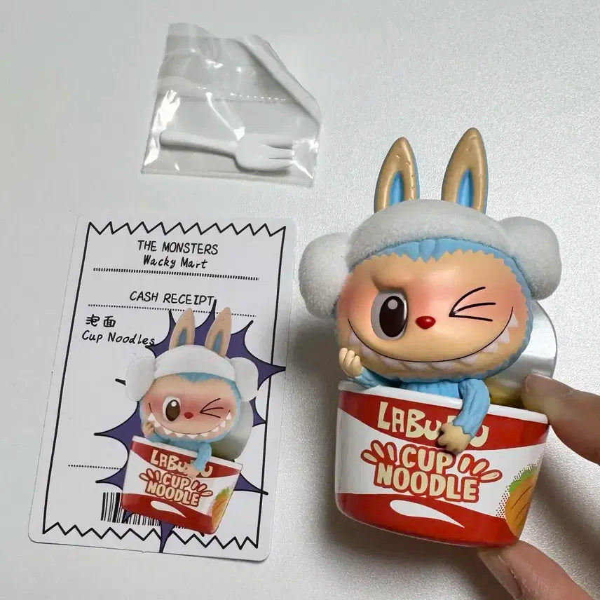 팝마트 라부부 수상한편의점 컵라면 피규어