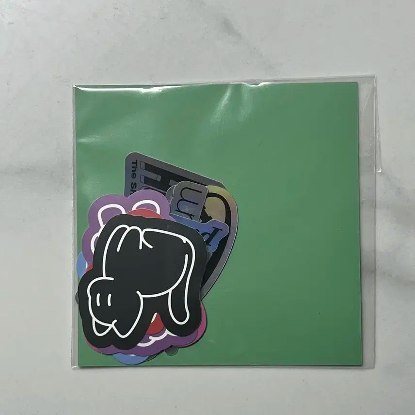 플레이브 스티커 3종(육여름,W4L,PUTV) 일괄 판매