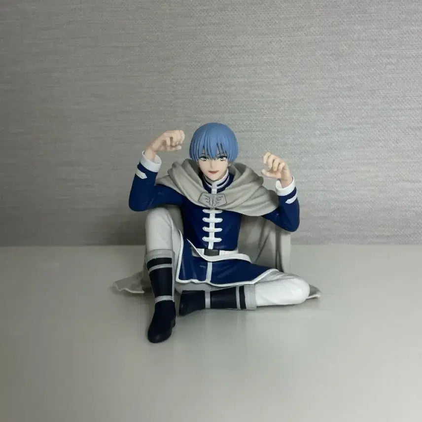 장송의 프리렌 힘멜 피규어