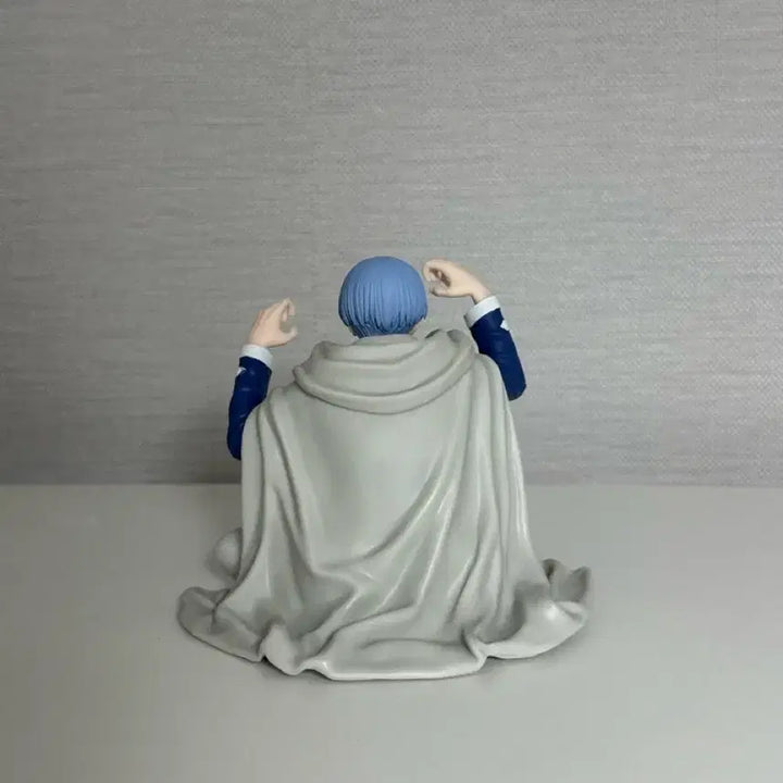 장송의 프리렌 힘멜 피규어