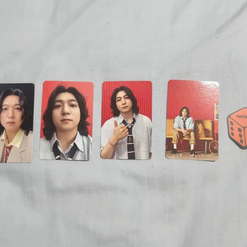데이식스 더데케이드 네모반 다이스 앨범 성진 포카