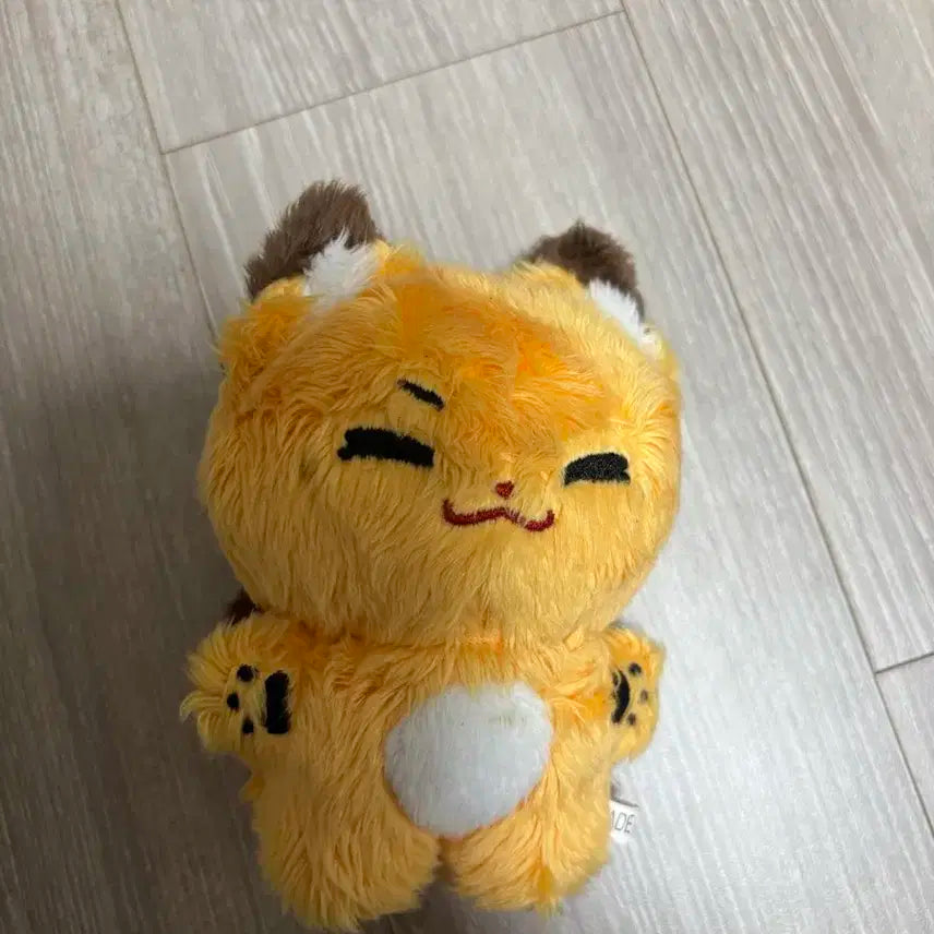 제로베이스원 석매튜 인형 여우튜