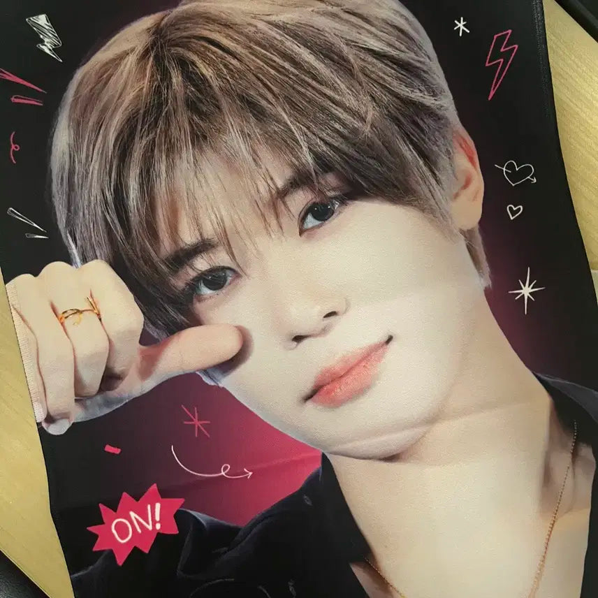 엔시티위시 시온 슬로건 숀프포즈ver.