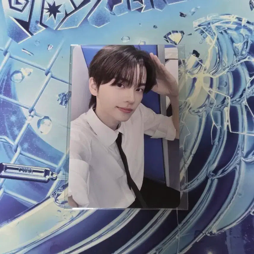 투어스 신유 팝업 럭드