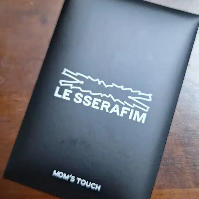 르세라핌 맘스터치 포토카드 미개봉