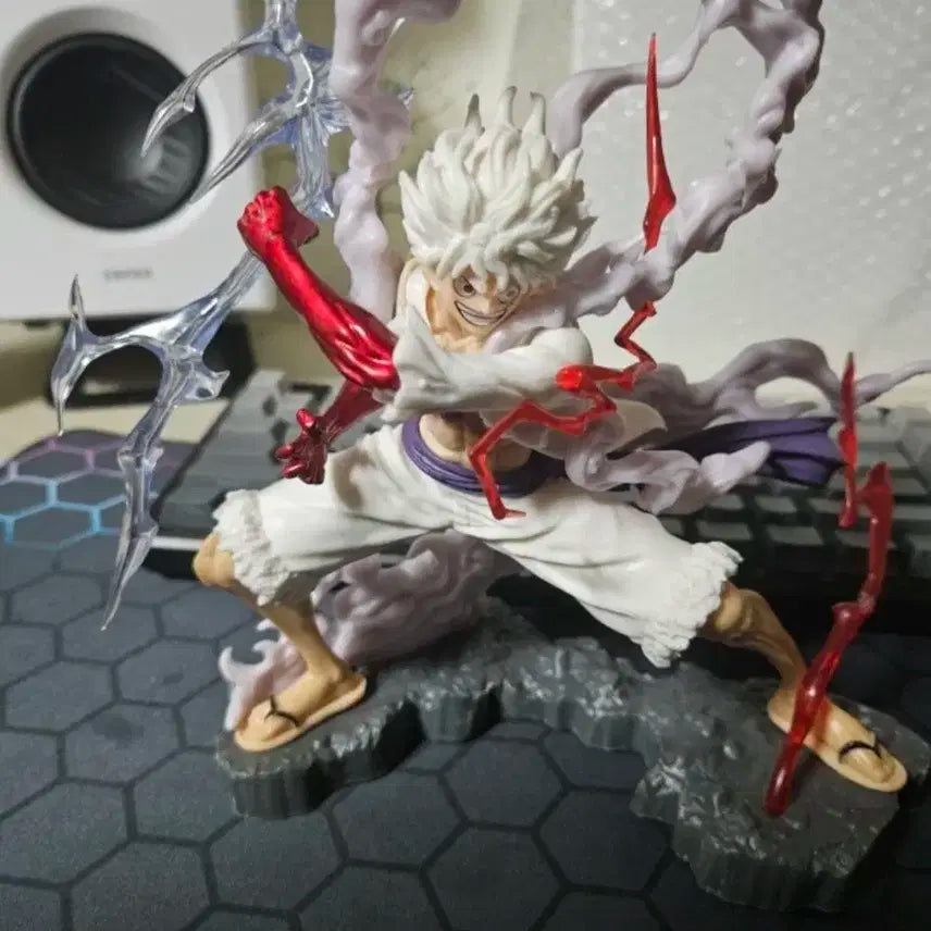 원피스 루피 알리산 피규어 팝니다.