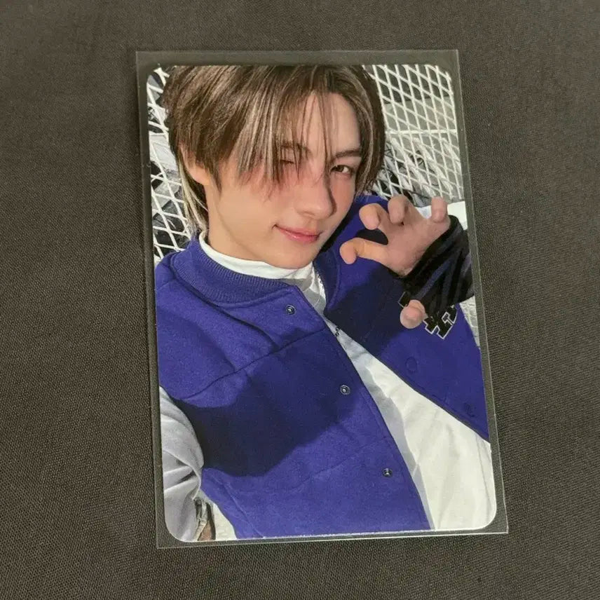 투어스 play hard 공방 영재포카