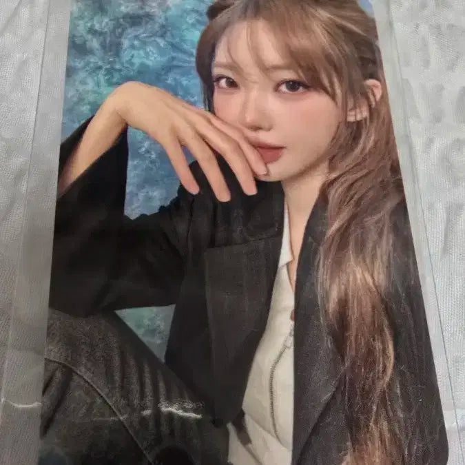 QWER 2주년 팝업 1주차 럭드 포카 마젠타