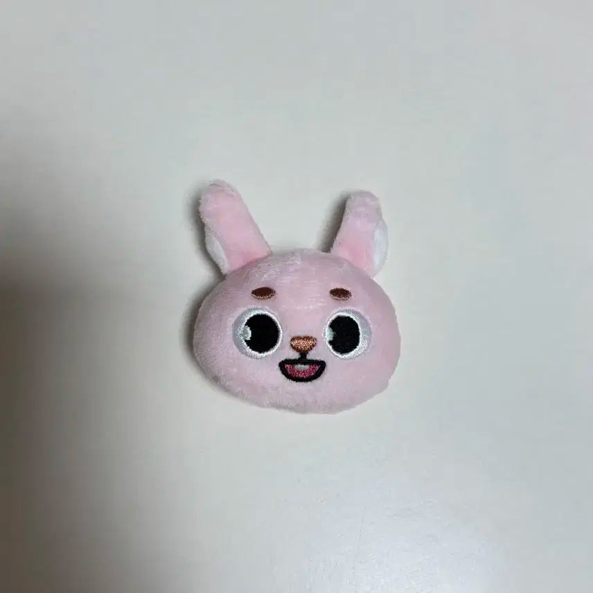 데이식스 요코하마 인형 뱃지 필