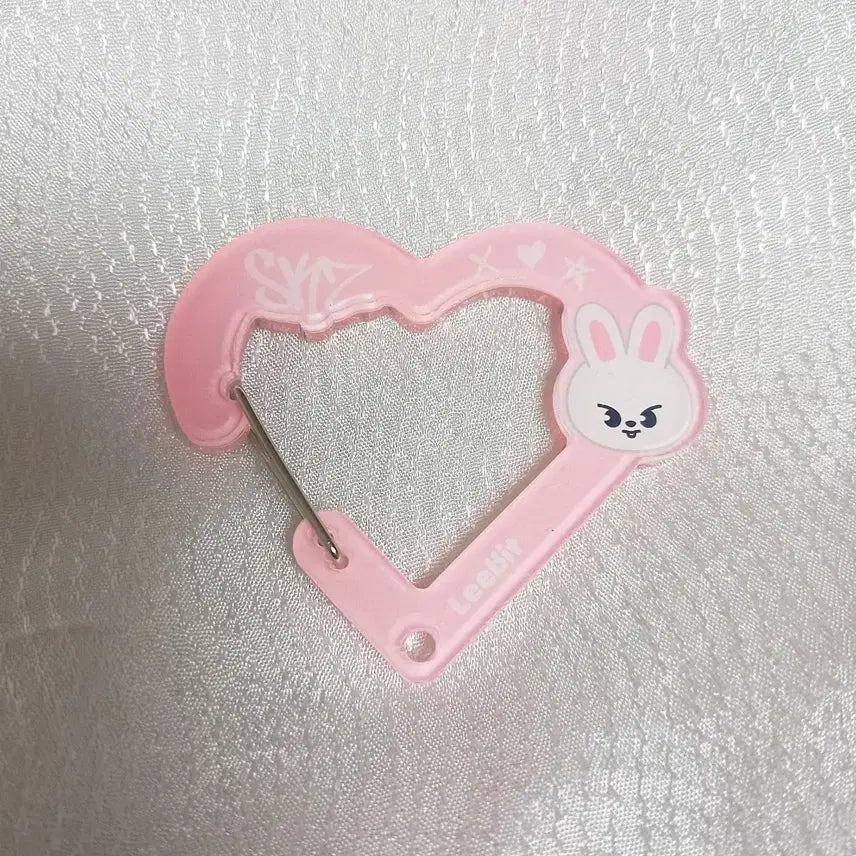 스키즈 스트레이키즈 팝업 카라비너 리빗