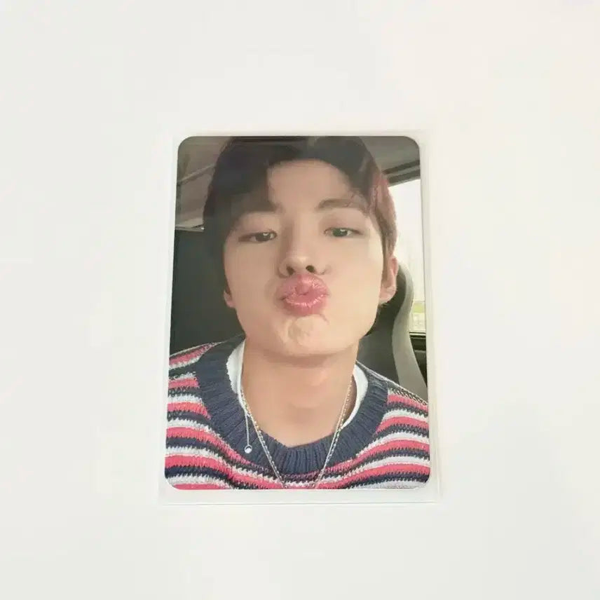 엔시티위시 유우시 팝팝 초회 한정판 뽀뽀 포카 양도합니다 !