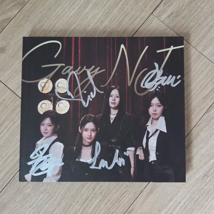 GAVYNJ 가비앤제이 친필싸인 비매앨범