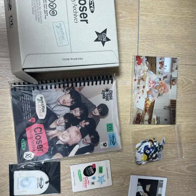 클유아 클로즈유어아이즈 굿즈