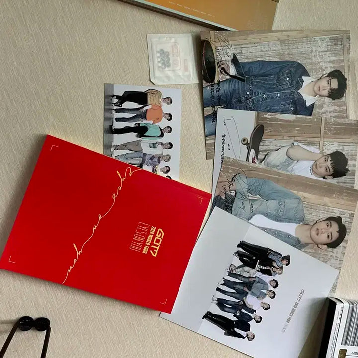 갓세븐 앨범 및 포토북