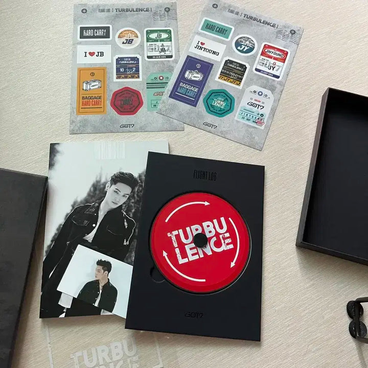 갓세븐 앨범 및 포토북