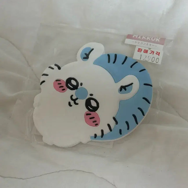 치이카와 모몽가 거울