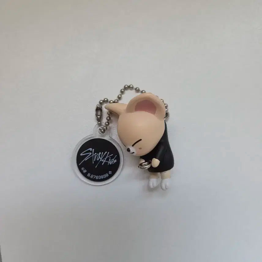 스키주(SKZOO) 대롱 키링 가챠 - 리빗(리노)