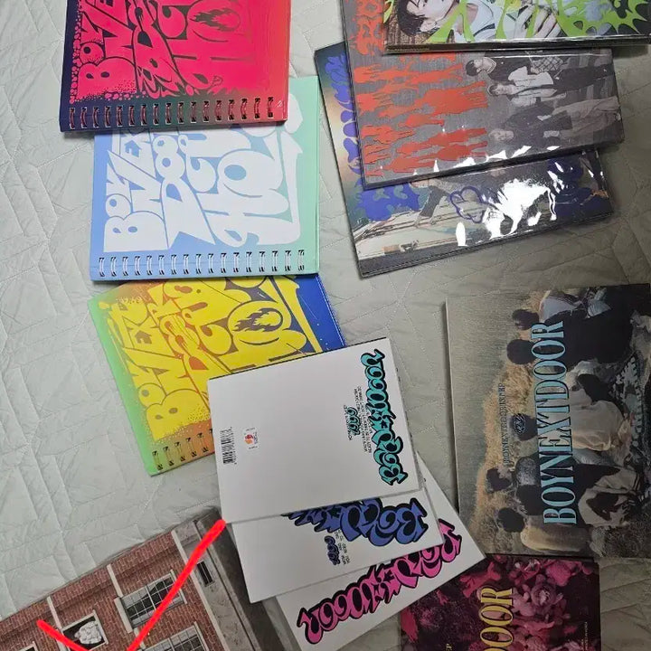 보이넥스트도어 앨범들