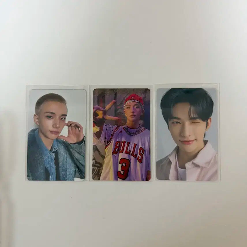 스트레이키즈 스키즈 현진 hollow 카르마 hmv 럭드 포카 일괄