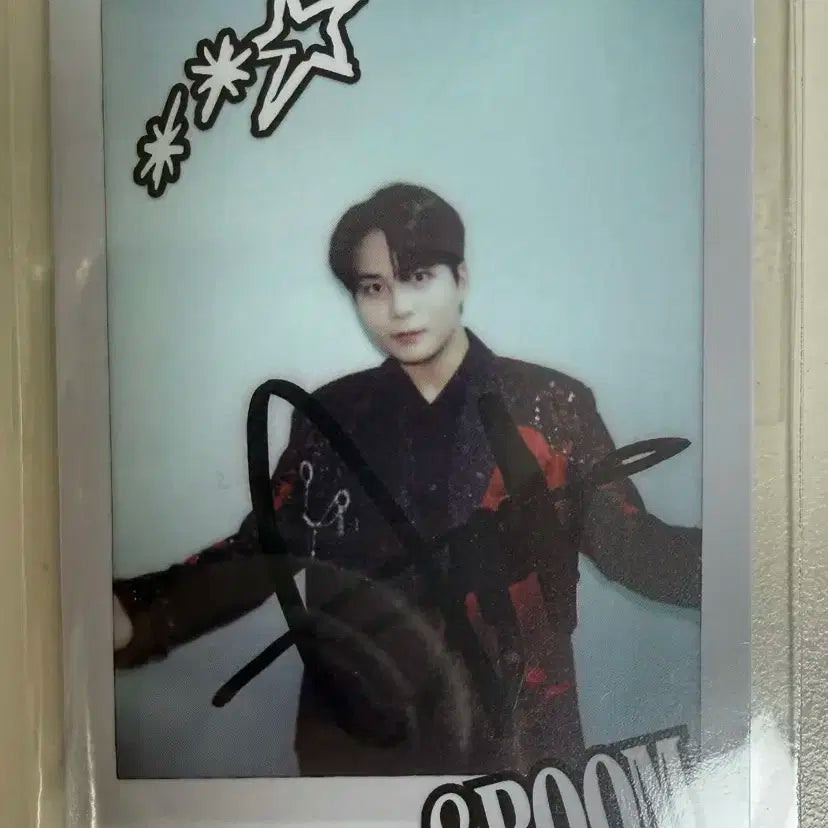 에이티즈 종호8ROOMS 폴라로이드 포카