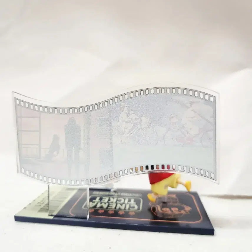 짱구 극장판 피규어 중고판매